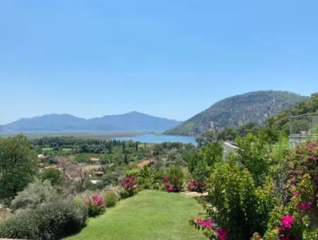 4 2 Villenhäuser Zum Verkauf Mit Meerblick In Çandır