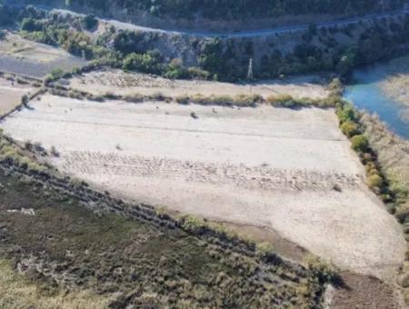 3210M2 2B Land For Sale By The Lake In Çandır