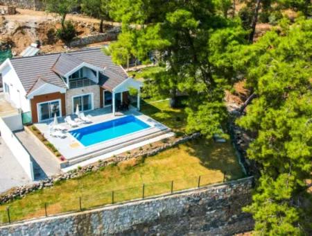 Villas For Sale In Köyceğiz Çandır Mahallesi