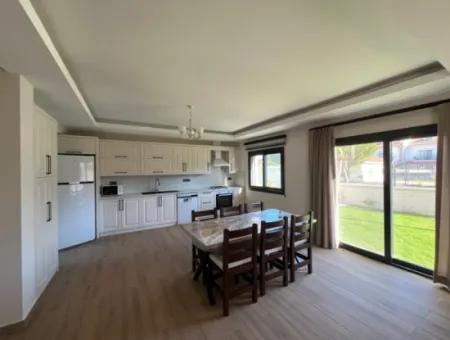 Dalyan Merkezde 230M2 5+1 Satılık Villa