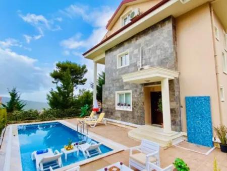 Fethiye Ovacık'ta 4+1 Satılık Villa